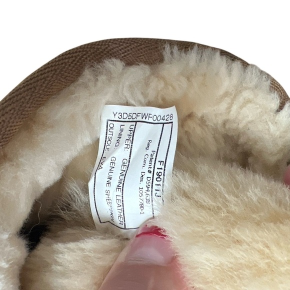 UGG Australia chestnut classic short boot - Picture 7 of 7